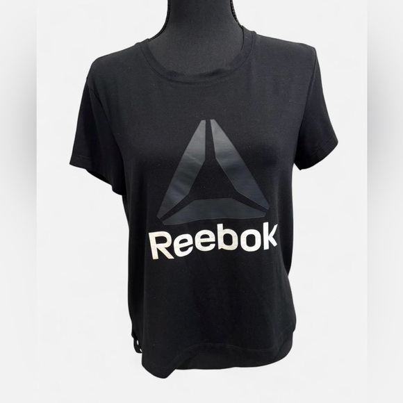 Reebok Tops - Reebok Women's Black Tee